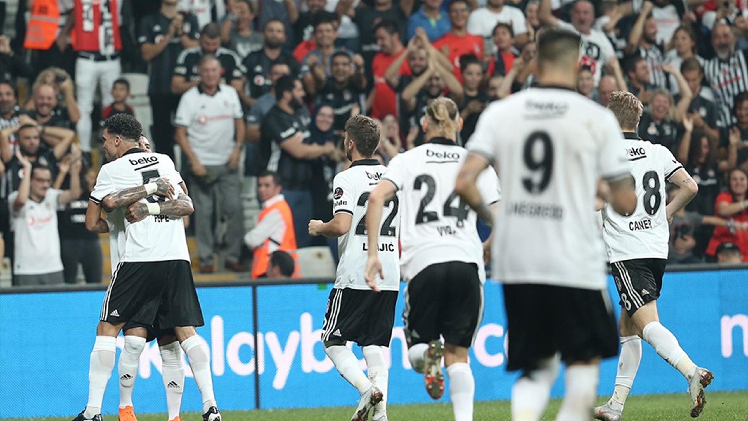 Beşiktaş 10 kişi kaldığı maçı kazandı Beşiktaş 10 kişi kaldığı maçı kazandı